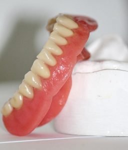 Broken Dentures Dental Emergency | Dentist Mayfield